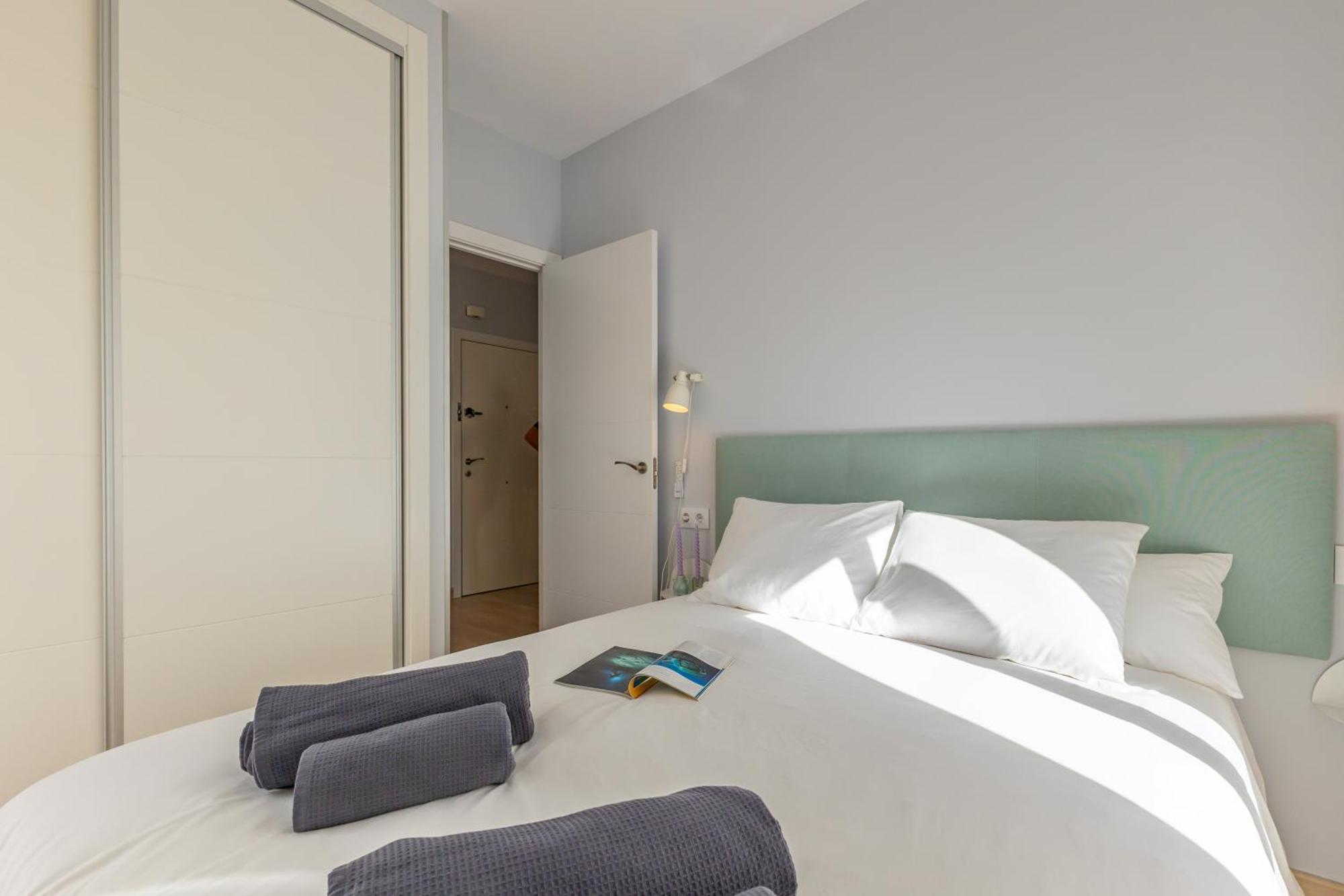 Charming 2 Bedroom Apartment At Iconic Triana Neighborhood By Ocityzen Sevilha Exterior foto